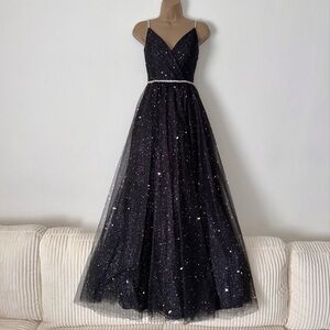 Black tulle sparkly formal prom dress with rhinestone belt and straps, pockets
